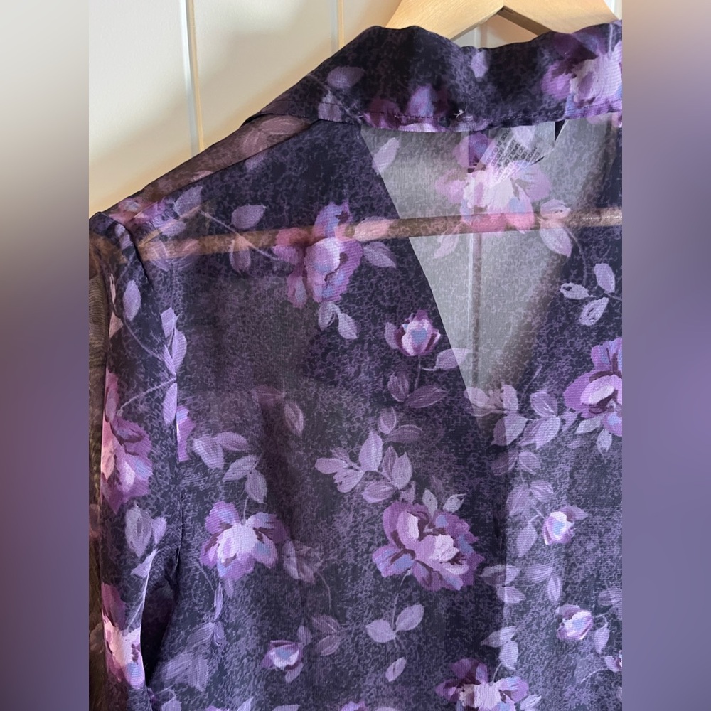 Sheer Floral Robe in Purple - Picture 6 of 7